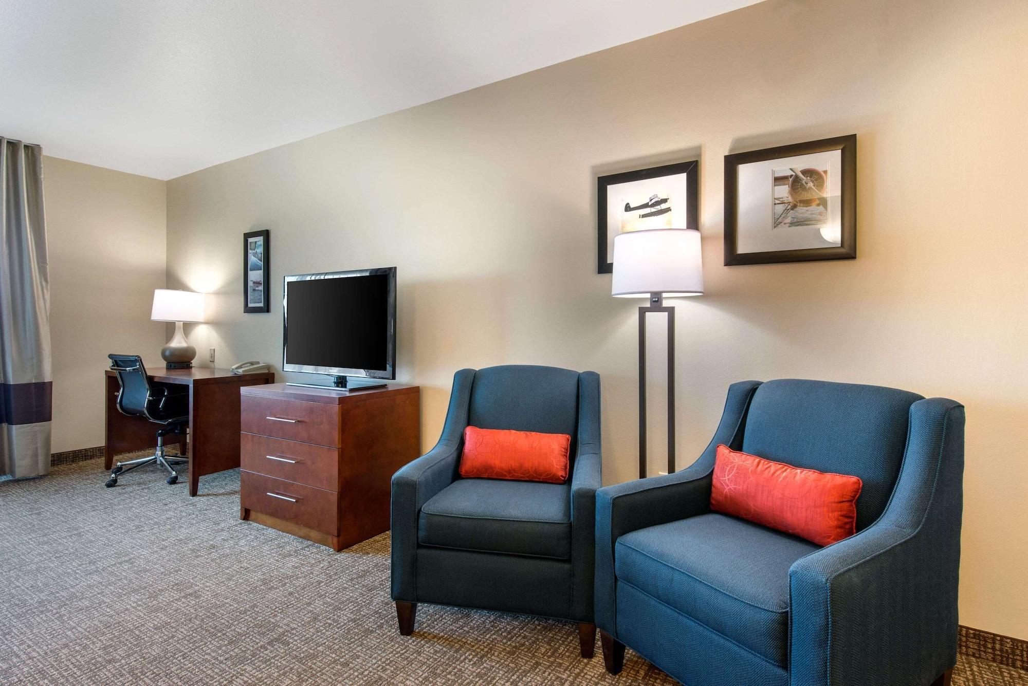 Comfort Inn & Suites Tavares North Dış mekan fotoğraf
