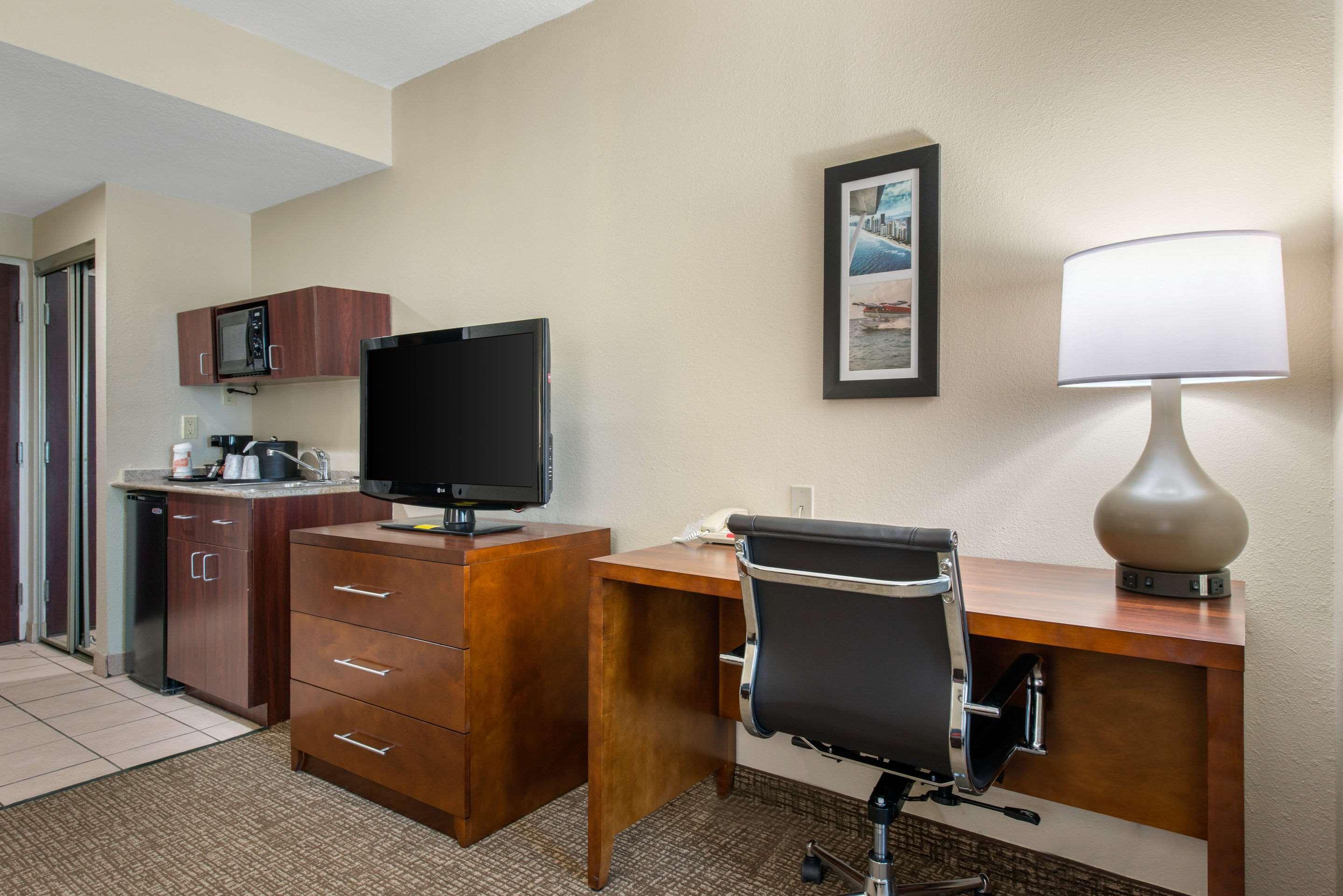 Comfort Inn & Suites Tavares North Dış mekan fotoğraf
