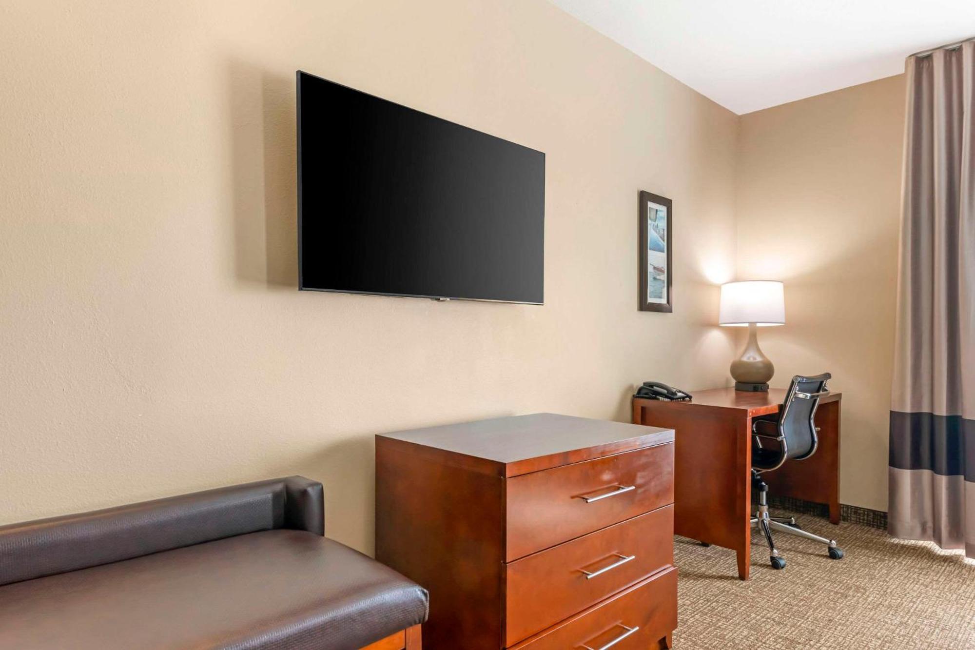 Comfort Inn & Suites Tavares North Dış mekan fotoğraf